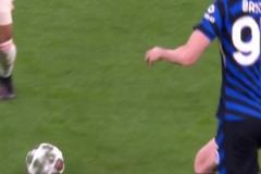 歐冠官推轉(zhuǎn)發(fā)：巴斯托尼為勞塔羅的進(jìn)球打下了堅實基礎(chǔ)