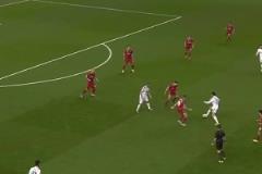 那些只有C羅能打進(jìn)的球！夸張的沖擊力！