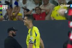 這都不進(jìn)嗎？C羅禁區(qū)無私送餅！杜蘭超級良機(jī)射門打高！