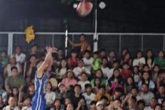 菲律賓野球場(chǎng)驚現(xiàn)詹庫(kù)連線 這兩下庫(kù)里還真來(lái)不了