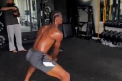 遠(yuǎn)征球迷嗨起來了！火力全開的泰山隊為遠(yuǎn)征球迷獻(xiàn)上一場大勝