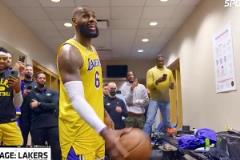 里弗斯絕殺之后湖人隊(duì)的更衣室氛圍，簡(jiǎn)直不要太和諧??！