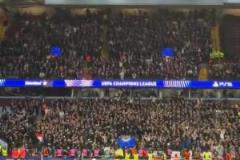 不依不饒！巴黎球迷客場(chǎng)繼續(xù)用聲勢(shì)浩大的歌聲辱罵大馬丁