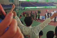 浙江賽后謝場(chǎng)，球迷高呼“布彭扎”，浙江球員沉默一言不發(fā)