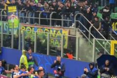 燃，一起感受國米拜仁眾將出場時梅阿查球場現(xiàn)場震撼氛圍