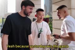 給山東泰山外援澤卡造型哦，大家也可以學(xué)一下如何個(gè)人打理發(fā)型