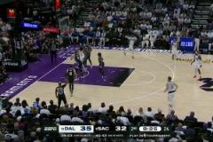 佛光普照克萊投進(jìn)附加賽生涯首球，隨后第二記三分也跟著進(jìn)！