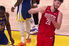 外網(wǎng)球迷：你沒有看到C羅在曼聯(lián)除了進球以外的貢獻！