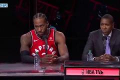 有些東西永遠不會被抹去！此前賽后，小里叫回濃眉送上深情擁抱！