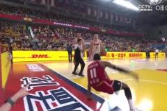 因違規(guī)動作被罰3萬元！杜潤旺給迪亞洛這一巴掌真的結(jié)結(jié)實(shí)實(shí)