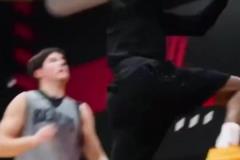 火箭全隊(duì)訓(xùn)練備戰(zhàn)與勇士季后賽 杰倫-格林能否率隊(duì)升空呢