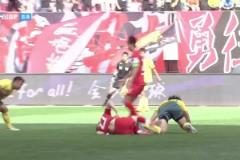 太可怕了??陜西v重慶犯規(guī)合集：飛踢+頂膝+下黑腳+飛撞