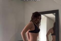 國米女球迷穿搭日常，球衣只穿一半才好看？