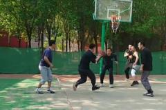 嚴(yán)陣以待！上任俄城！第一視角看雷霆球員在季后賽的開場(chǎng)儀式！