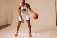 我一直認(rèn)為嘴哥應(yīng)該是佩頓這種聲音。然后佩頓是嘴哥的聲音