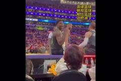 記者質問尼科-哈里森：為什么你不該被解雇？尼科：我認為我的工作做得不錯