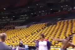 “哨王”MVP登場(chǎng)，亞歷山大造型隱隱有點(diǎn)像某工頭