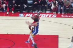 上一場憋壞了！杰倫-格林超級滑翔暴扣，落地后宣泄怒吼！