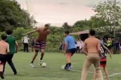 看起來恢復(fù)的不錯？文班亞馬在哥斯達黎加踢足球~