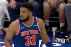 想打架??？米切羅與里德口角，唐斯憤怒上前一把推開，場(chǎng)面頓時(shí)一片混亂！