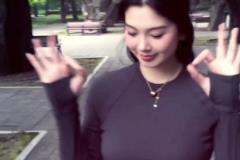 籃球圈的好身材沁純：沒關(guān)注～我就在這里等你