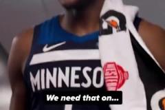 專注每一場(chǎng)！華子賽后回更衣室途中問記者：下一場(chǎng)什么時(shí)候？