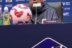 崔康熙：很多問(wèn)題沒(méi)法講，都是足球人士，從國(guó)安到這場(chǎng)都看到了