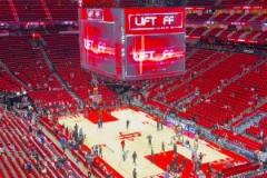 火箭主場這一片紅色海洋，讓你想起當年的姚麥了嗎