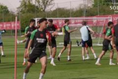 迎接歐冠半決賽！阿森納訓(xùn)練視頻：備戰(zhàn)巴黎！