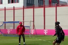 奧利塞：聽說你孔帕尼是世界級中衛(wèi)？我來會會你！