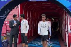 來了！大巴黎眾將踩場酋長球場，今晚歐冠四強(qiáng)大戰(zhàn)一觸即發(fā)！