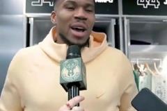 下賽季會(huì)來湖人嗎？字母哥此前：我希望歐洲球員都去大市場(chǎng)球隊(duì)