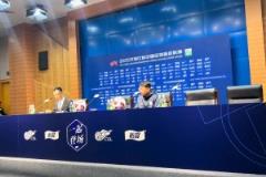 記者牛志明：崔康熙還是沒來，唐田來了，說崔血壓高