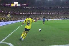 勝利1-1扳平比分！馬內(nèi)強(qiáng)突內(nèi)切打門(mén)折射入網(wǎng)！