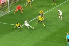 這場驚心動魄的德甲驚魂夜，拜仁球迷們還記得嗎？