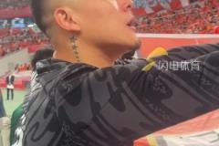 球迷高喊崔康熙下課！王大雷：大家都冷靜點，球隊現(xiàn)在困難