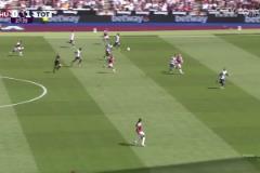 扳平比分！萬-比薩卡助攻 鮑恩小角度穿襠破門