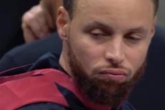 華子受傷后，看庫里的表情，應(yīng)該也是十分擔(dān)心！