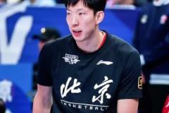 楊毅：對(duì)于說(shuō)打進(jìn)28年奧運(yùn)會(huì)這事怎么看？周琦：我覺(jué)得我有信心