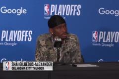 賽后離場(chǎng)時(shí)為何發(fā)笑？亞歷山大：有球迷在嘲諷我，贏球時(shí)嘲諷是一件容易的事