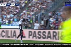 尤文打破僵局！麥肯尼左路傳中助攻穆阿尼頭球破門(mén)！