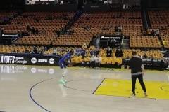 什么秘密武器？追夢賽前練習(xí)袋鼠跳跳投