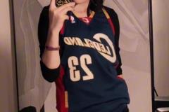 這么多經(jīng)典球衣，鐵詹密無疑了