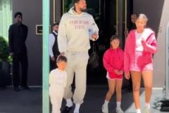 真正的人生贏家！喬治一天都在帶娃