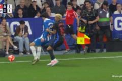 不太冷靜！卡夫雷拉出拳攻擊亞馬爾被直紅罰下！