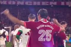 穆勒：磁卡，你怕不是想嚇?biāo)牢野。? title=