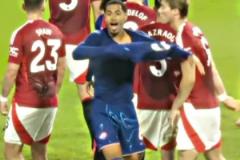 勵(lì)志！他來(lái)時(shí)曾被稱為凱恩的嫁妝，走時(shí)贏得掌聲與尊重！