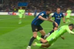 阿切爾比：你們留在后場(chǎng)，我要上去了！