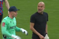 門將亨德森逃紅牌封神奪冠！賽后瓜帥憤怒和亨德森起口角沖突！