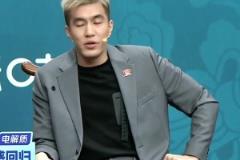 郭艾倫談當(dāng)年打美國：開始不敢打 我媽點(diǎn)醒了我“運(yùn)球你的強(qiáng)項得多運(yùn)啊”